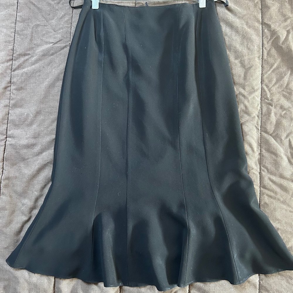 Basler luxury A-line European skirt size 6 Flounce hem Modern